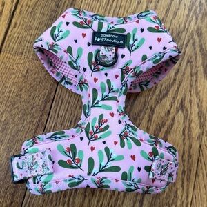 Pawsome Paws Boutique Pink Christmas Mistletoe Dog Pet Harness XS Xsmall